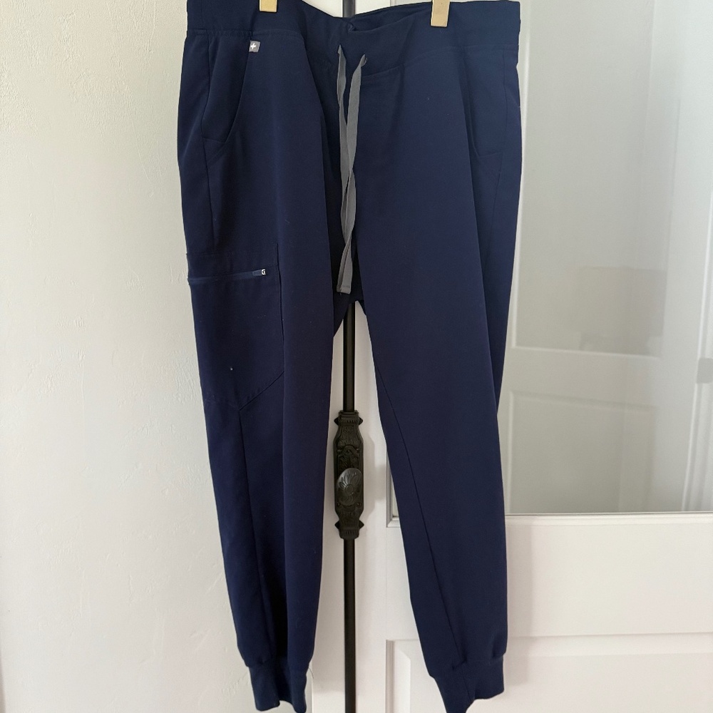FIGS Zamora NAVY Jogger Scrub Pants - Size Large Petite